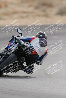 media/Dec-17-2022-SoCal Trackdays (Sat) [[224abd9271]]/Turn 10 Backside (120pm)/